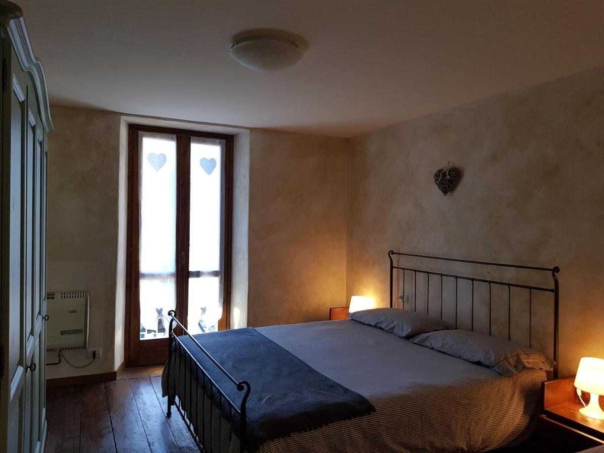 Casa Del Cirillo Apartment Ornica Luaran gambar